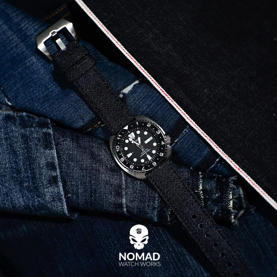 Japanese Dry Denim in Indigo with Pre-V Black Buckle (22mm) - Nomad watch Works
