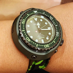 V3 Rubber Strap in Green Camo with Pre-V PVD Black Buckle (22mm)