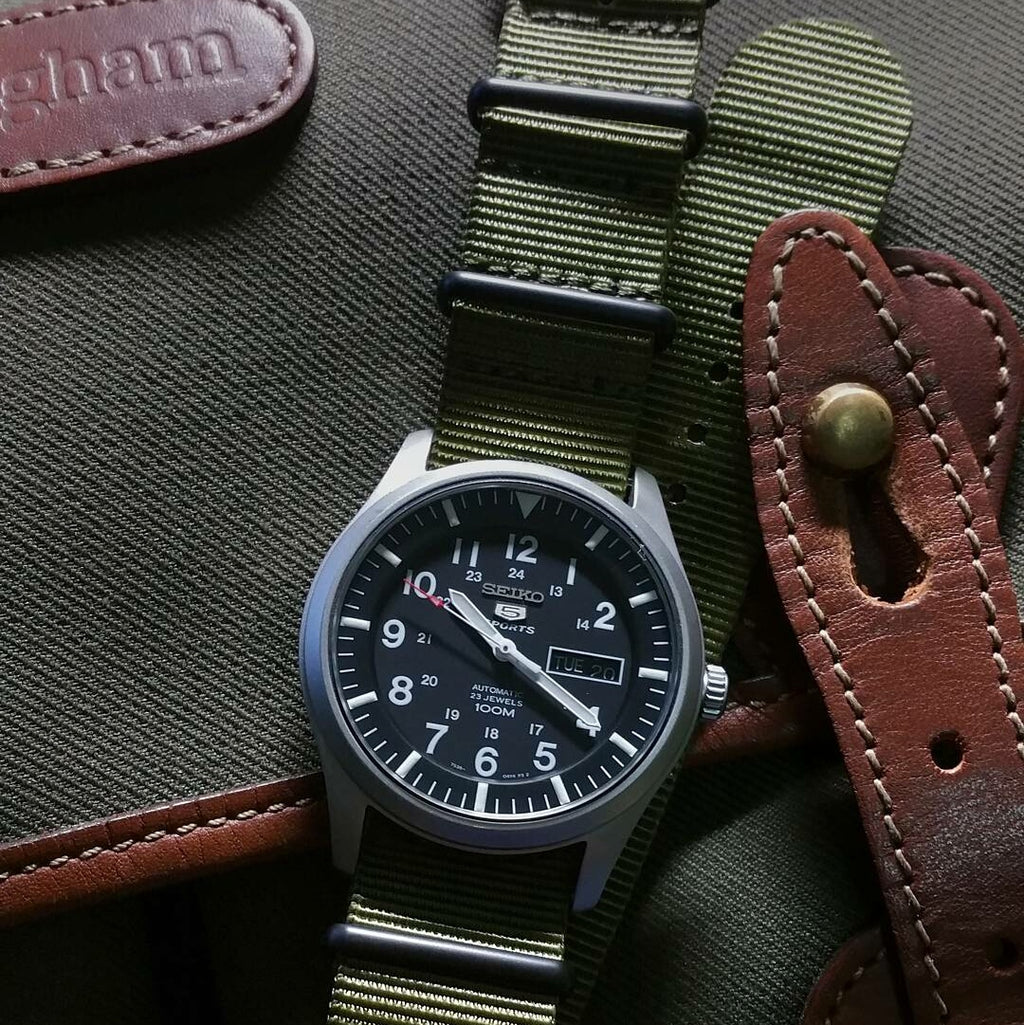 Premium Nato Strap in Olive with PVD Black Buckle (20mm)