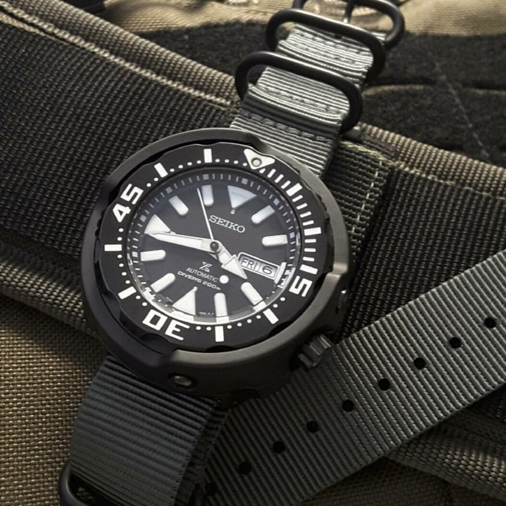 Heavy Duty Zulu Strap in Grey with PVD Black Buckle (20mm)