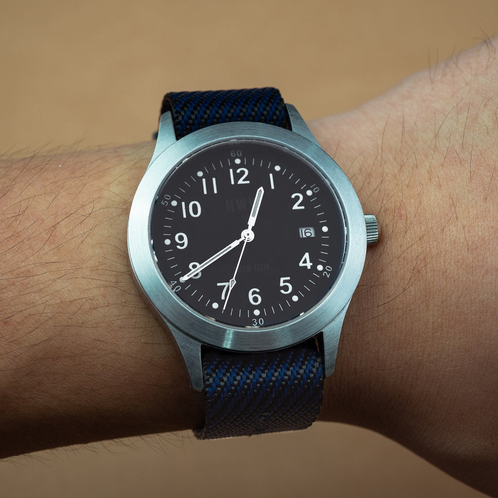 Lux Single Pass Strap in Navy with Silver Buckle (20mm)