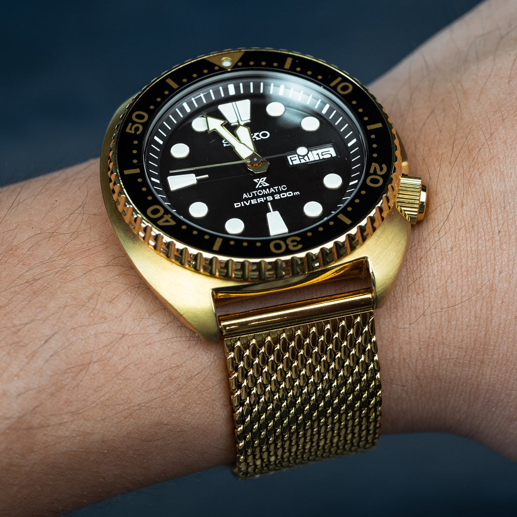 Premium Milanese Mesh Watch Strap in Yellow Gold (22mm)