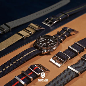 Lux Single Pass Strap in Navy with Silver Buckle (22mm)