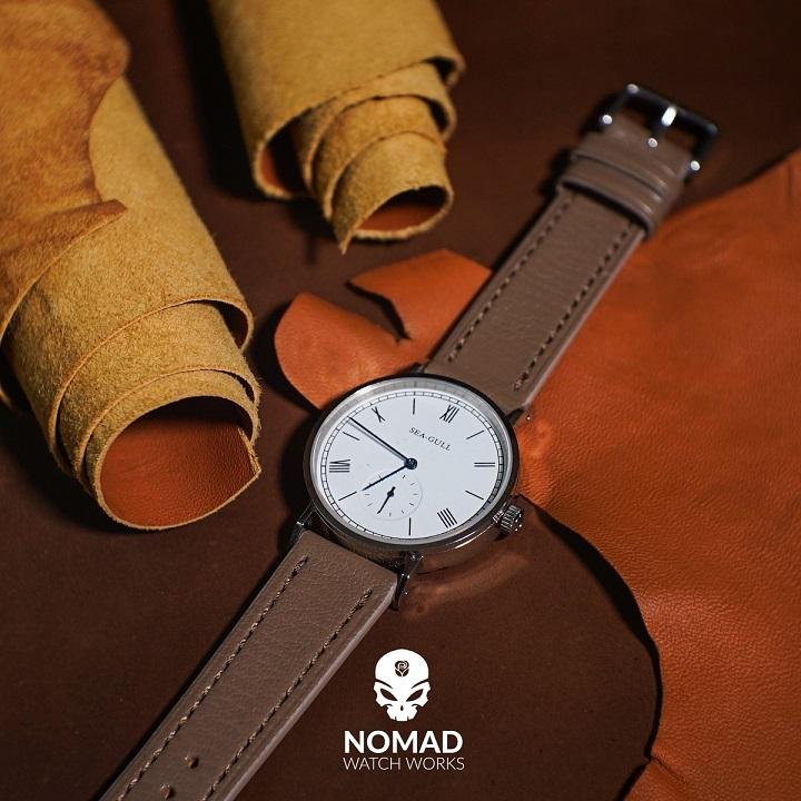 Emery Chèvre Leather Strap in Taupe w/ Black Buckle (22mm) - Nomad watch Works